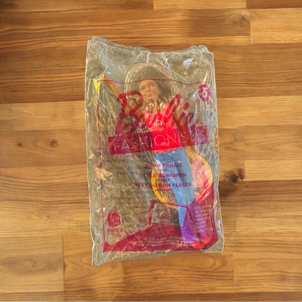 BARBIE Fashionistas #5 McDonald’s Happy Meal Toy – Boho Fringe (2017) Unopened